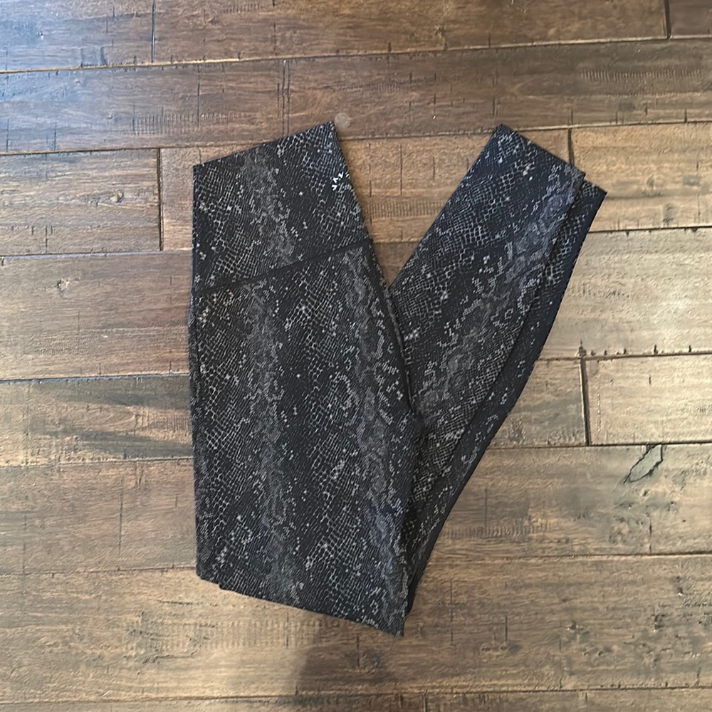 Varley legging